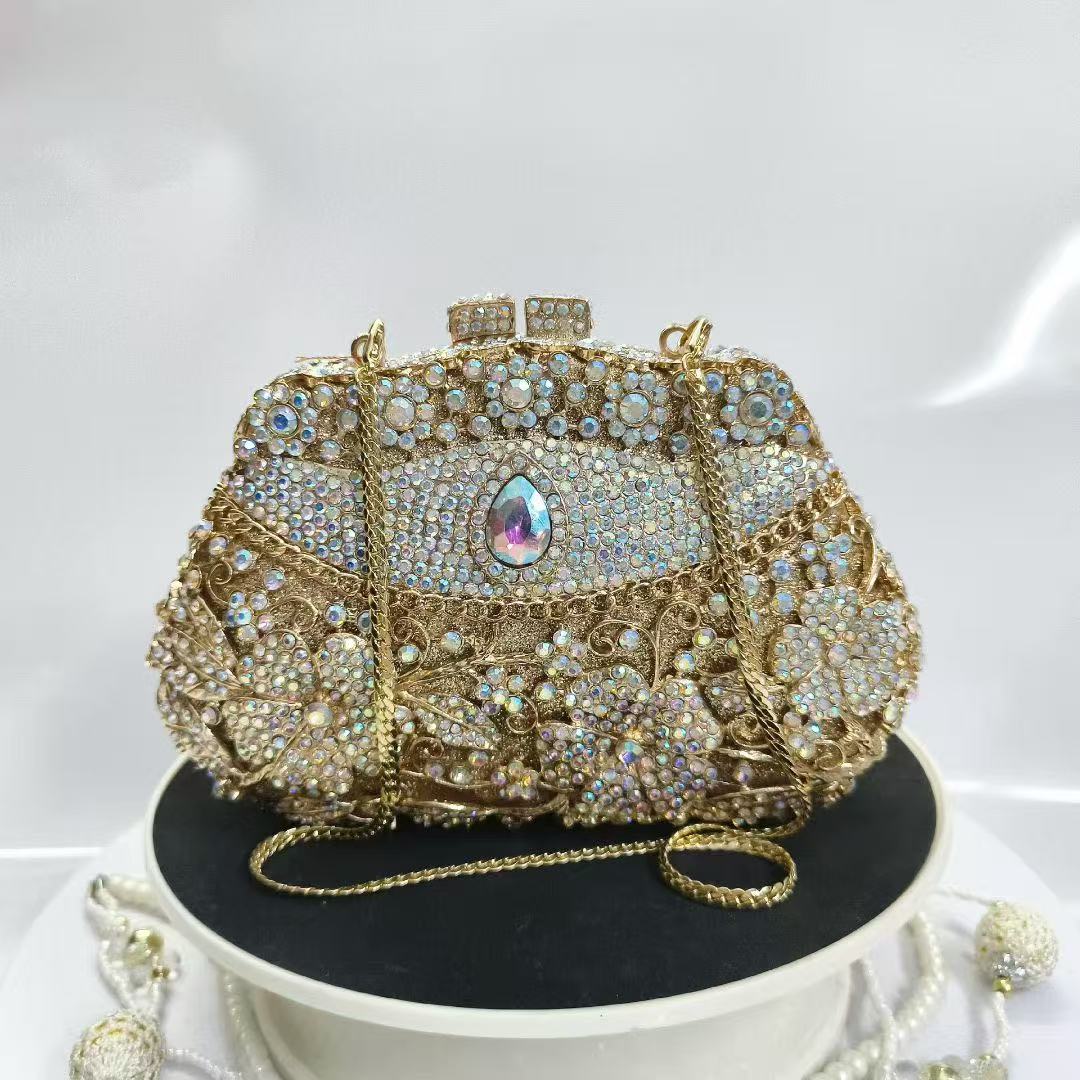 Gold Metal Flower Diamond Even – Women Bags Gold recenzja i cena