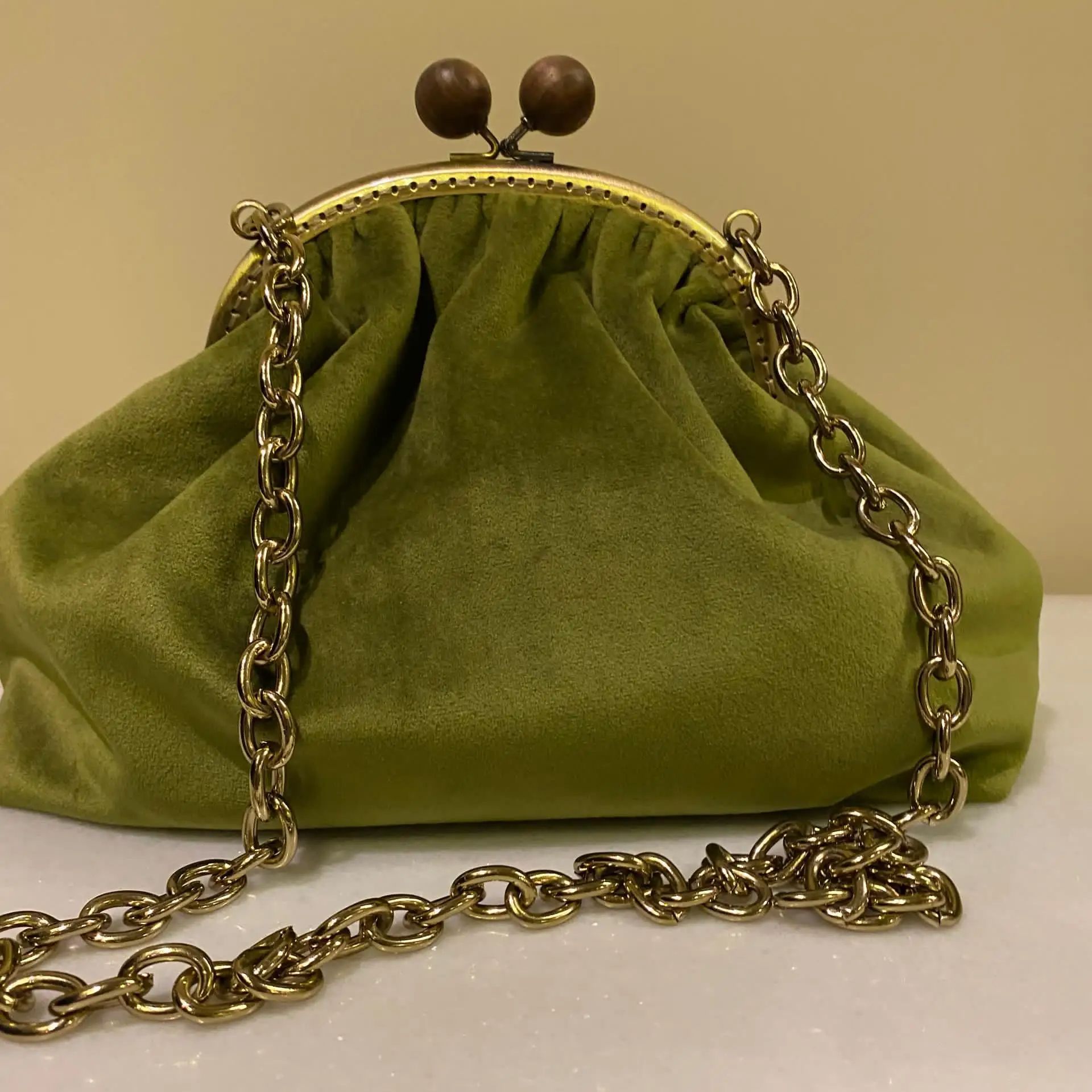 Lost in Vintage Velvet Bag Kis – Women Bags Gold recenzja i cena