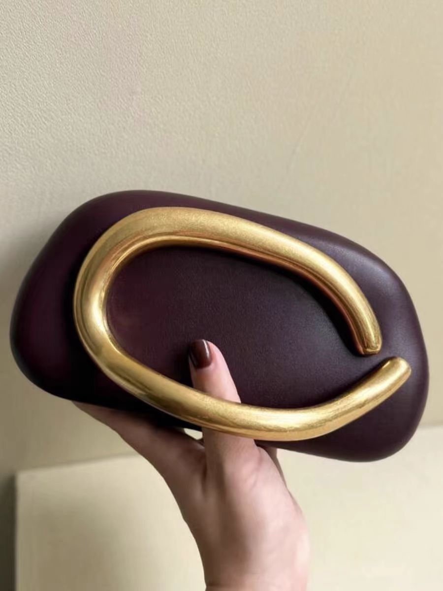 Gold Metal Closure Box Clutch  – Women Bags Gold recenzja i cena